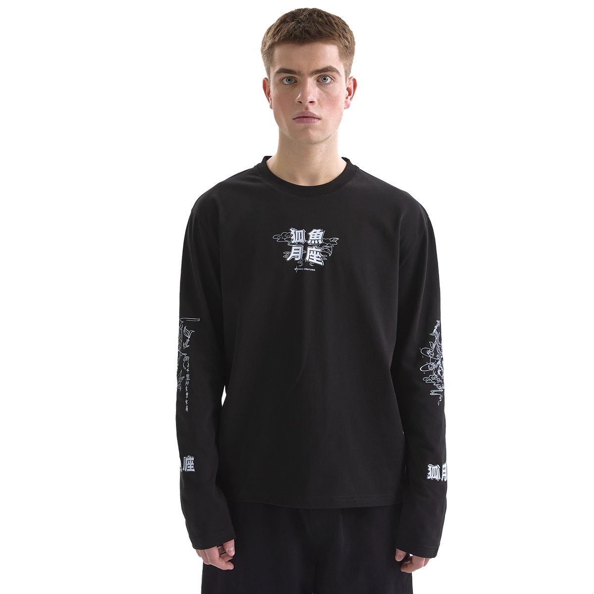 Лонгслив Кицунэ и кои